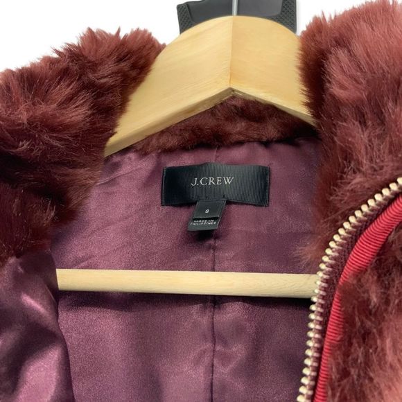 J. Crew Burgundy Faux Fur Vest Full Zip Size Small - Picture 5 of 11